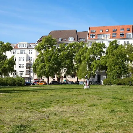 Am Park Konukevi 3*