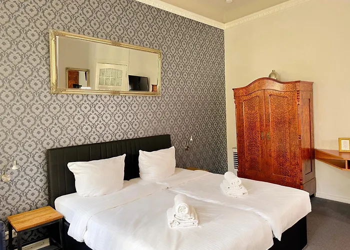 Guest house Am Park 3*