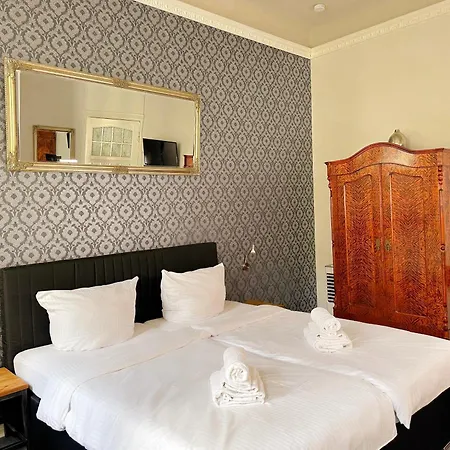 Guest house Am Park 3*